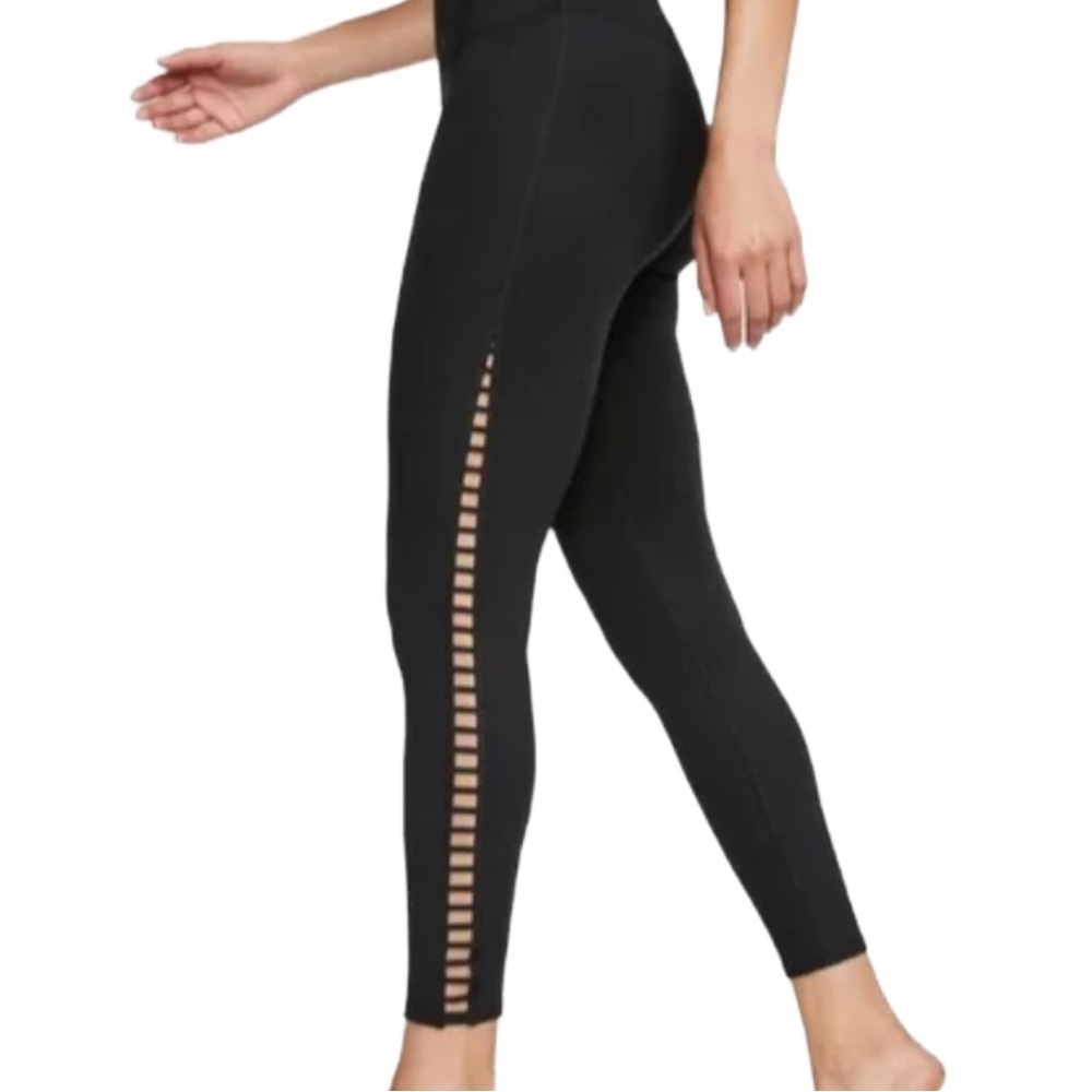 Nike DriFIT Power Tight Soft Ladder 7/8 Leggings MEDIUM NEW CT5186 010 BLACK